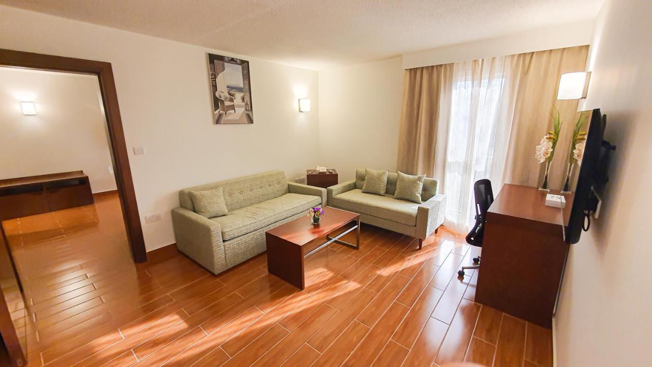Dhafra Beach Hotel - Pet Friendly Jebel Dhanna Exterior foto
